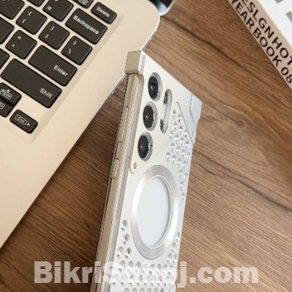 Samsung S25 Ultra ম্যাগনেটিক মেটাল কেস